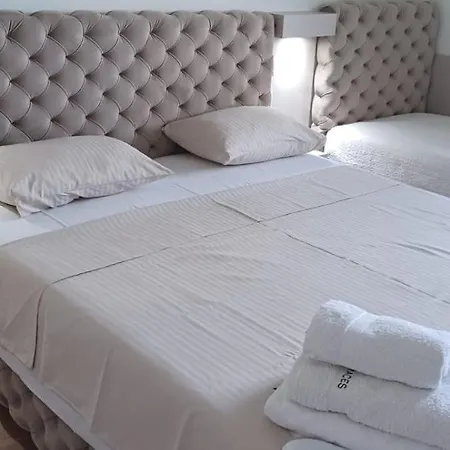 Bw Luxury * Белград